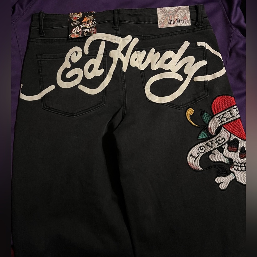 NWT ED HARDY Women's Love Kills Slowly Black Denim Jeans 30 Wide Leg Embroidered - Picture 1 of 4